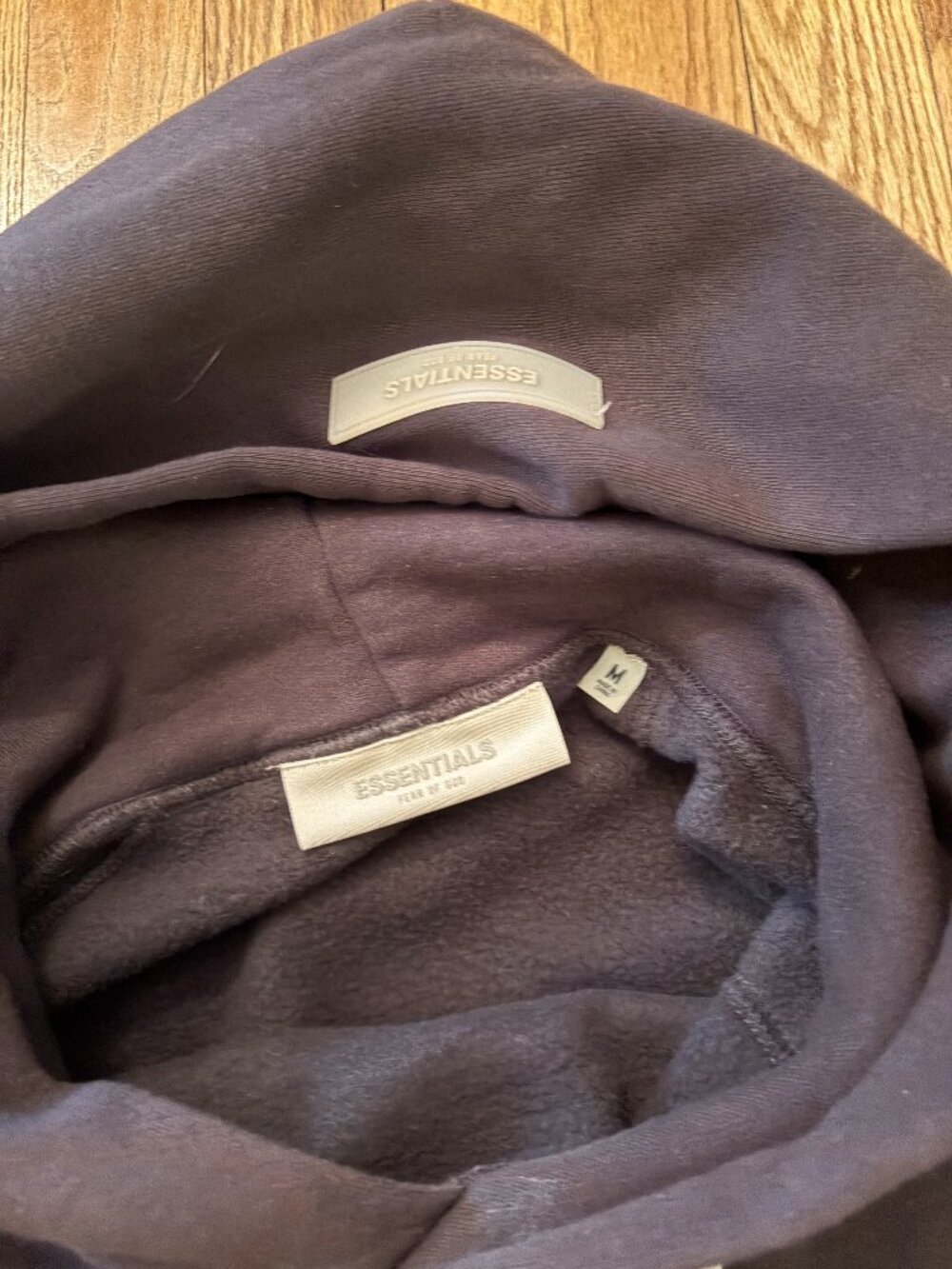Essential 1977 Sweatshirt